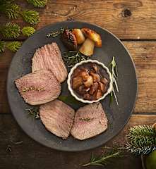 Arrosto di manzo con funghi porcini a Cottura Lenta