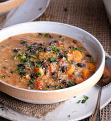 Linsen- und Bohnensuppe