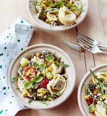 Bunter Tortellinisalat