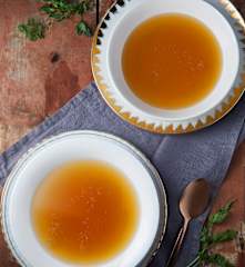 Brodo vegetale a Cottura Lenta