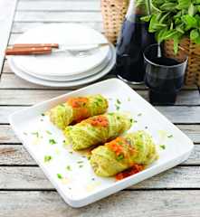 Rolinhos de couve-lombarda com carne picada