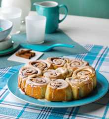 Cinnamon rolls (Rollitos de canela)