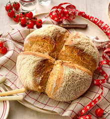 Pane vodese con croce