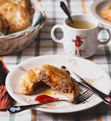 Empanadillas de hamburguesa