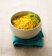 Riz complet au curcuma
