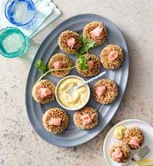 Asian crab cakes with wasabi mayonnaise