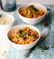 Duas refeições: Arroz com legumes e Peixe com batata, brócolos e molho de alcachofra