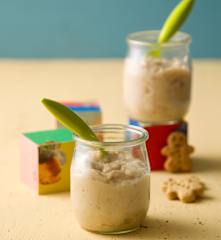 Porridge mit Apfel, Banane und Dattel