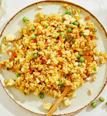 咖喱杂蔬鸡肉炒饭