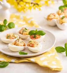 Jajka faszerowane à la caprese