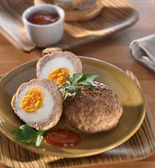 Schwalbennester (Ei im Fleischteig)