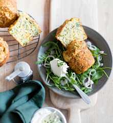 Mini-cakes roquette-gouda et chantilly
