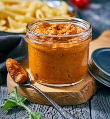 Auberginen-Tomaten-Pesto