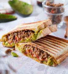 牛肉塔可酪梨熱壓三明治