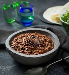 Black bean molè (black bean chocolate chilli)