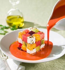 Salmorejo de sandía con cubo de Rubik