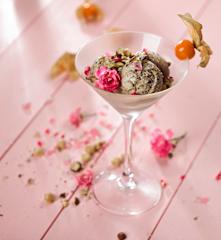 RAW oříšková zmrzlina