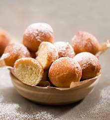 Karnawałowe castagnole