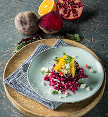 Gefüllte Rote Rüben mit Rotkrautsalat