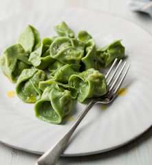 Tortelloni with Veal and Parmesan - Tortelloni di spinaci ripieni di vitello e formaggio