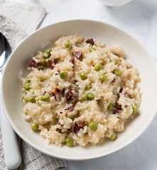 Risotto de guisantes y jamón