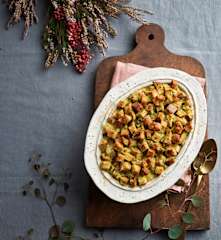 Legumes no forno com bacon e croutons