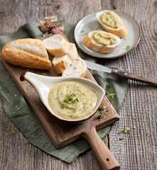 Pasta z cukinii i czosnku