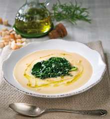 Purea di fagioli e spinaci