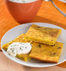 Kürbispfannkuchen mit Petersilien-Dip