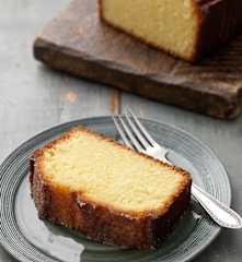Lemon Drizzle Cake