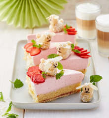 Fruchtige Erdbeer-Schmand-Torte