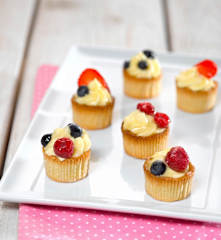 Ovocné košíčky s krémem