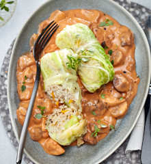 Graupen-Rouladen mit Waldpilz-Sauce