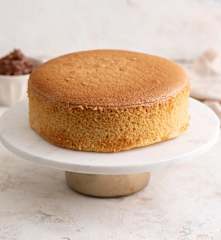 Biszkopt genueński z masłem