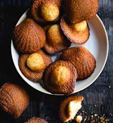 Madeleines au miel et fleur d'oranger