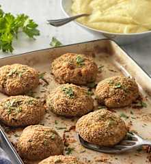 Fleischlaberl aus dem Backofen mit Erdäpfelpüree