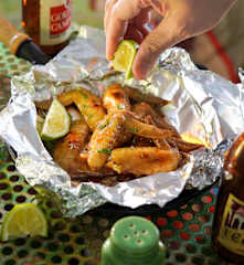 蒜味魚露烤雞翅