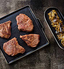 Rindsfiletsteak sous-vide mit Melanzanigemüse