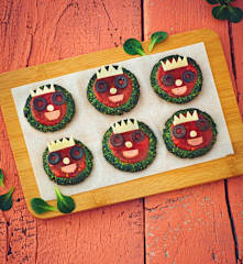 Allegre pizzette di verdure e legumi