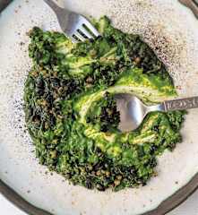 „Risotto” z pestek słonecznika z czosnkiem niedźwiedzim