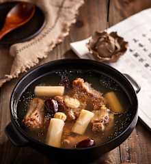 莲子牛尾山药汤