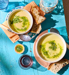 Kartoffelcremesuppe mit Knoblauch-Kresse-Öl
