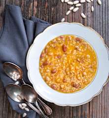 Zuppa di farro e fagioli
