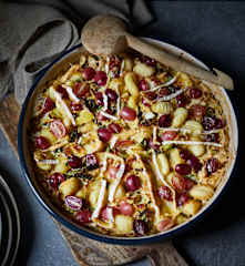 Gnocchi-Wirsing-Auflauf mit Camembert