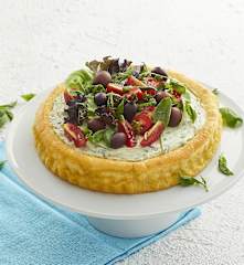 Crostata morbida con tonno e misticanza