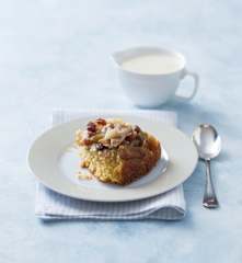 Apple, feijoa and ginger sponge pudding