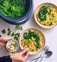 Riz byriani aux épinards et fruits secs