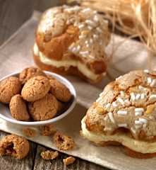 Colombine con gelato all'amaretto