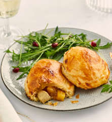 Feuilletés au foie gras rôti et compotée de mangue à la vanille