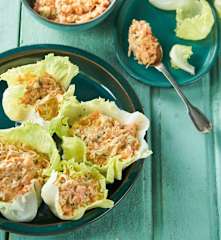 Salada fresca de delícias do mar